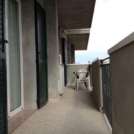 Appartement La Casa Delle Conchiglie Ombrellone, Parcheggio E Uso Di Biciclette Gratis à Rimini Extérieur photo
